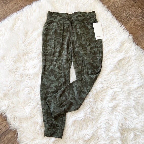 NWT Lululemon Ready to Rulu 7/8 Jogger Jacquard HGOG Camo Green size 8 New - Picture 5 of 13